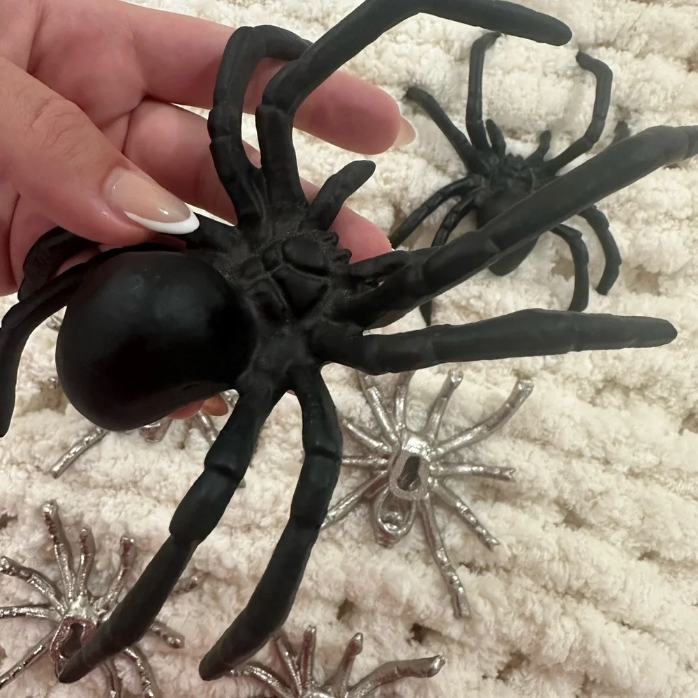 |Pottery Barn| 6 Black and Silver Halloween Spiders